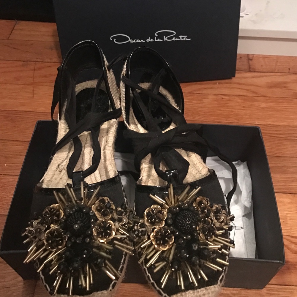 Oscar de la Renta Lace Up Espadrilles
