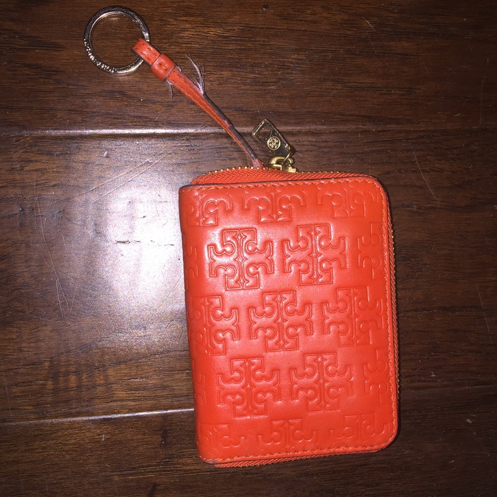 LAST CHANCE! Tory Burch keychain wallet
