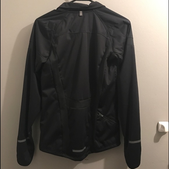 Nike Running Jacket - Picture 2 of 4