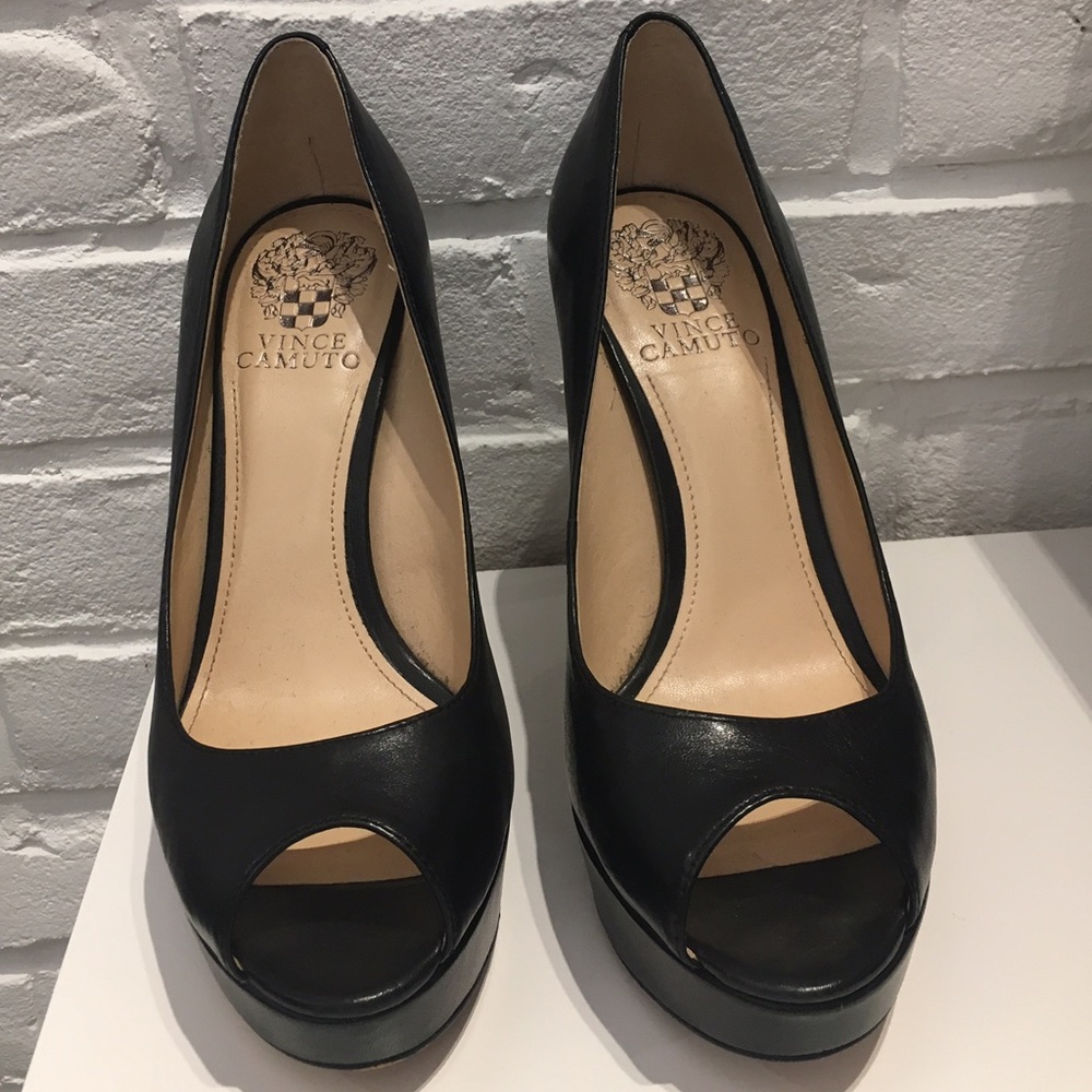 Leather Peep Toe Pump