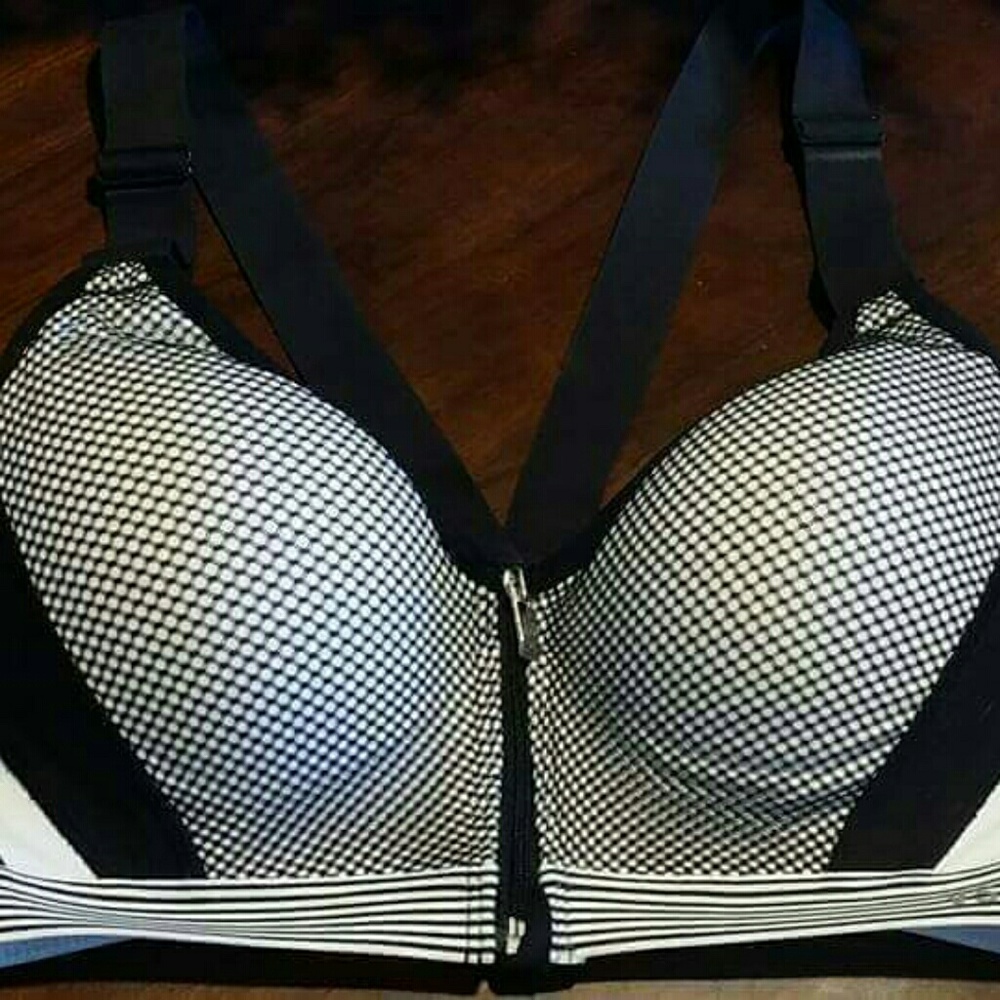 Victoria Secret Sports Bra