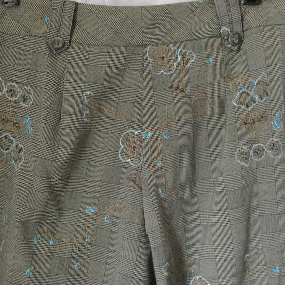 Donna Rae NY floral dress pants