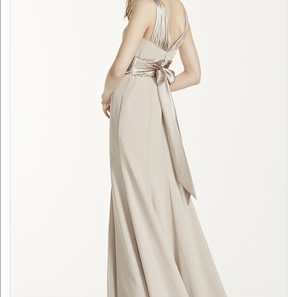 💞Beautiful Chiffon and Charmeuse dress💞 - Picture 4 of 5