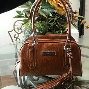 Ellen tracy organizer purse