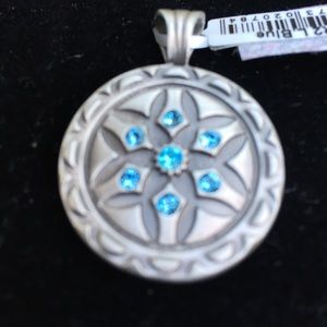 NWT Bico Australia pendant Swarovski crystals CR2