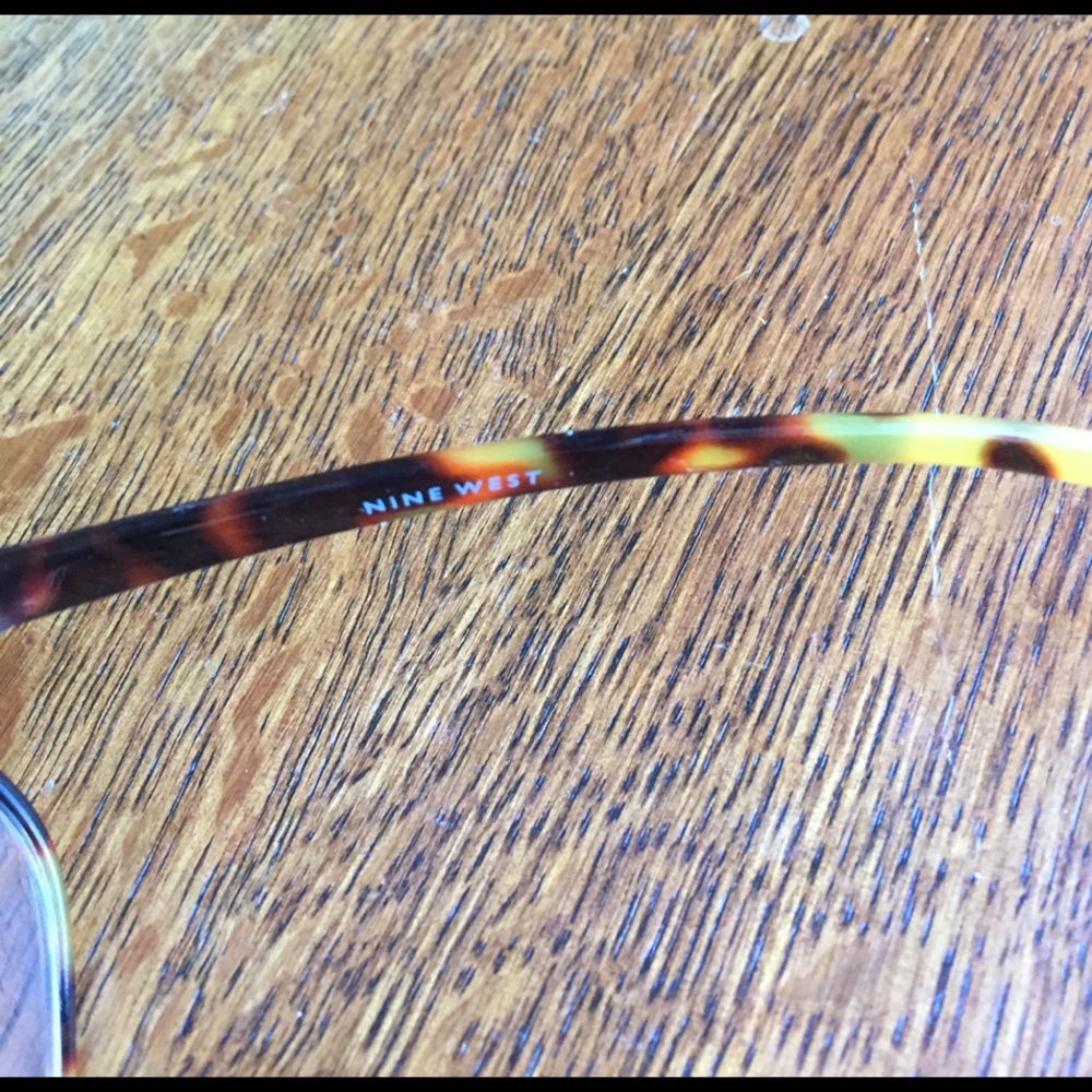 Nine West +2.5 tortoise glasses - Picture 6 of 7