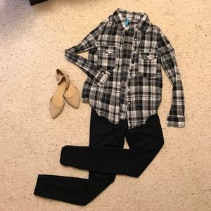 Francesca's black and white flannel