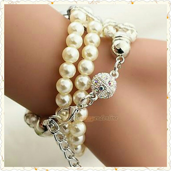 NWT Pearl Double Wrap & Banded Watch - Picture 2 of 3