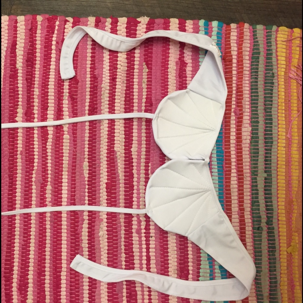 White Mermaid Shell Bikini Top