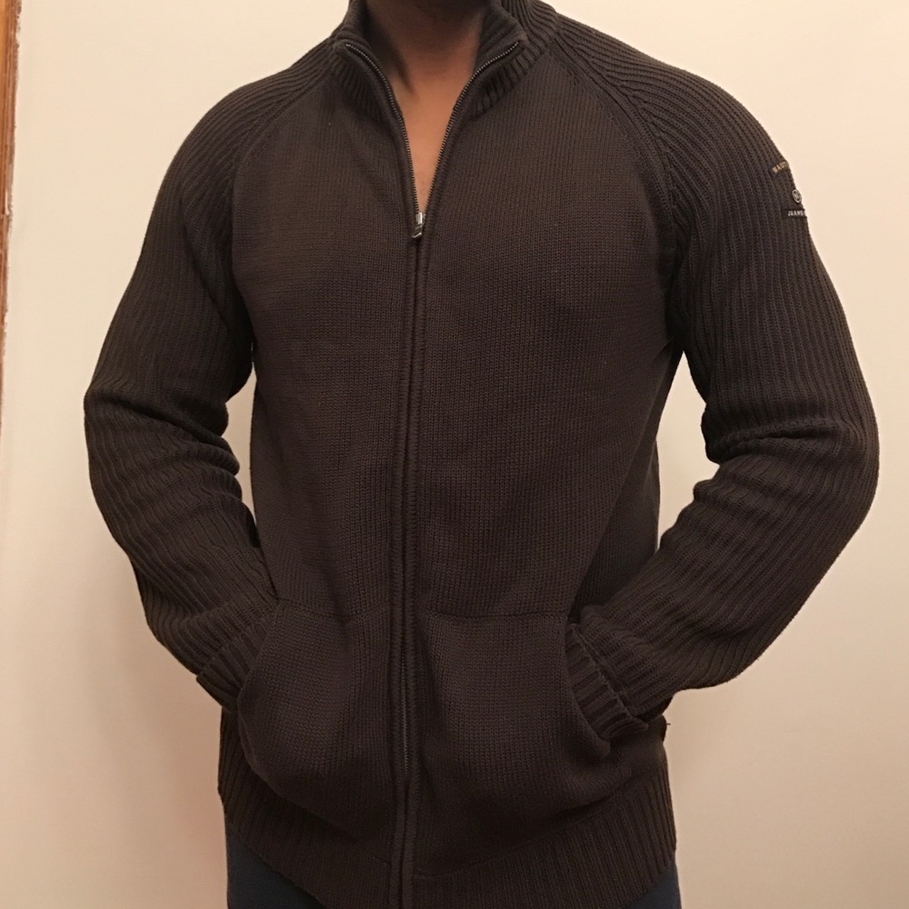 Nautical sweater and kangol hat