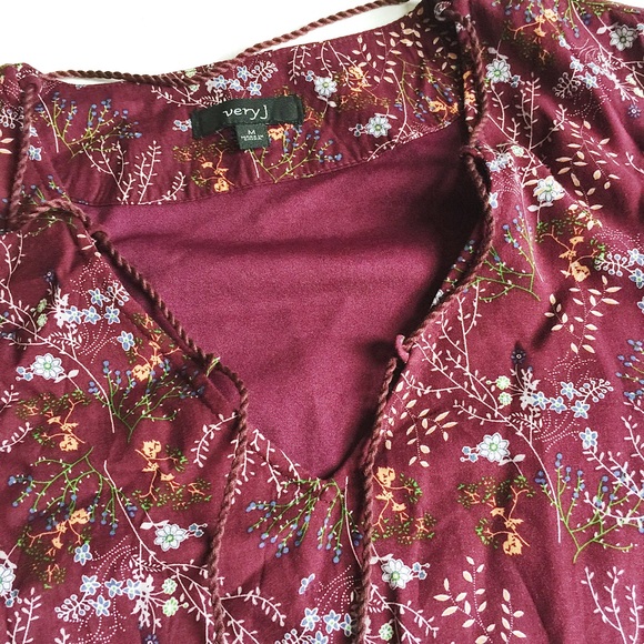 Bell Sleeve Floral Dress - Picture 3 of 5