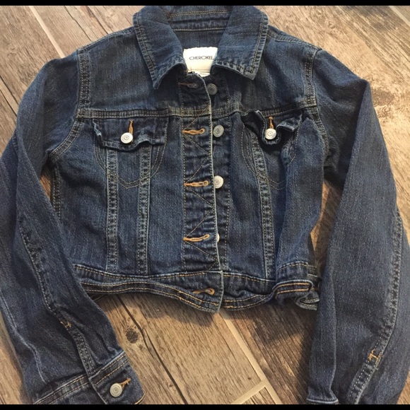 Girls jean jackets - Picture 2 of 4
