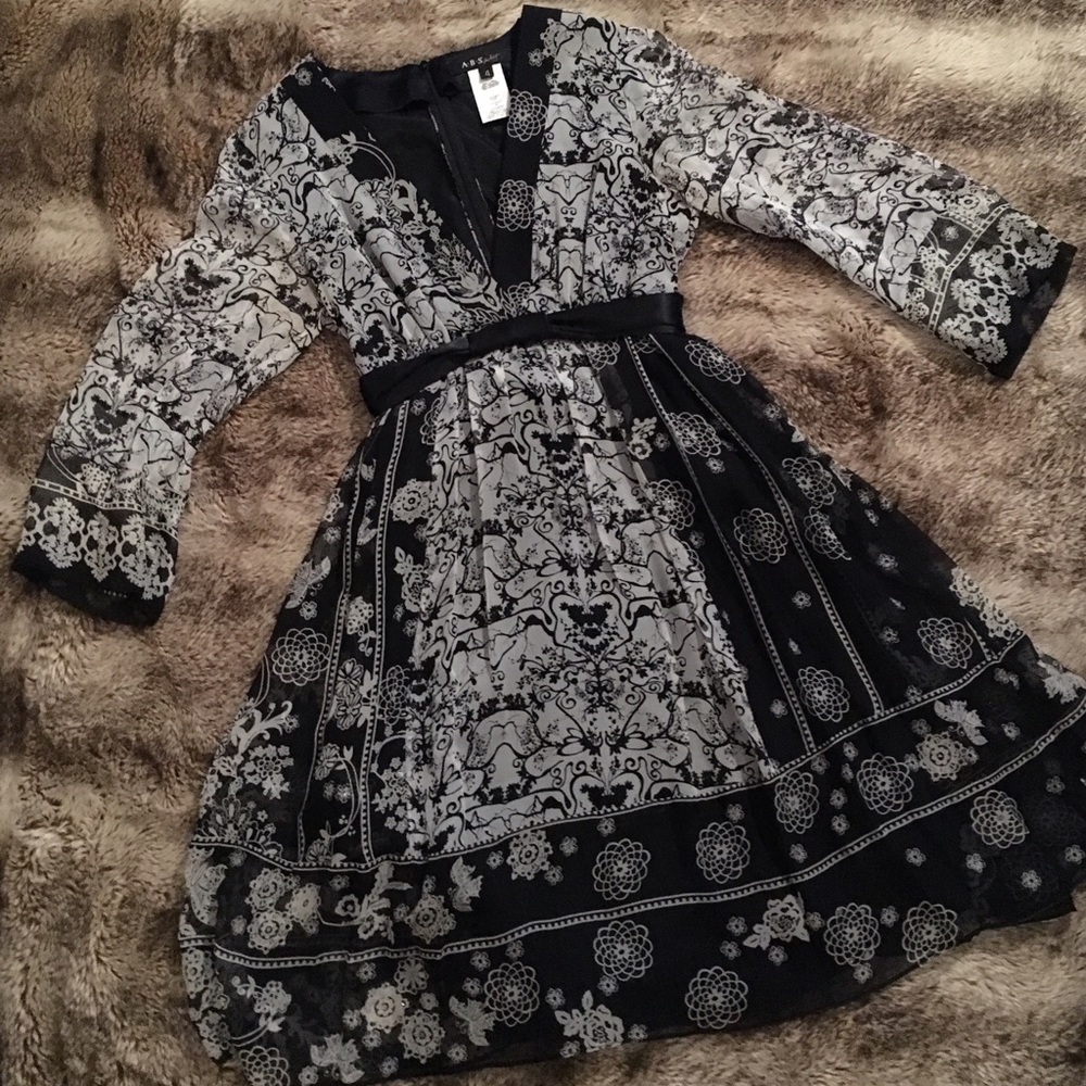 ABS Fun flirty black and white print dress