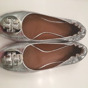 Tory Burch Silver Reva Ballet-Mirror flat