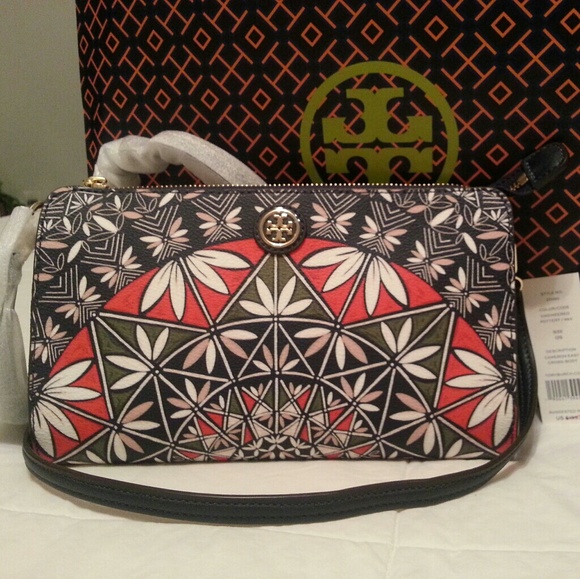 CAMERON EASY CROSSBODY/CLUTCH. STYLE# 37050 - Picture 1 of 8