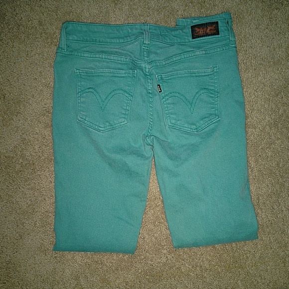 535 Levi Legging size 9 - Picture 2 of 2