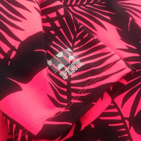 NWT PINK Victoria's Secret Ultimate gym crop pants - Picture 4 of 4