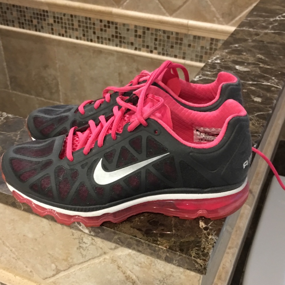 Nike Air Max women's