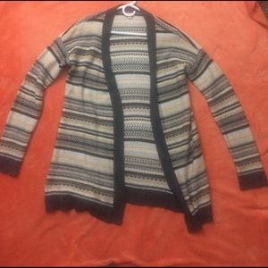 Super cute and comfy cardigan! NEVER WORN!