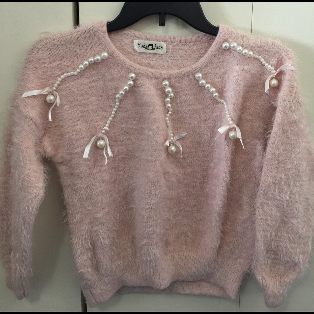 Pinky sweater