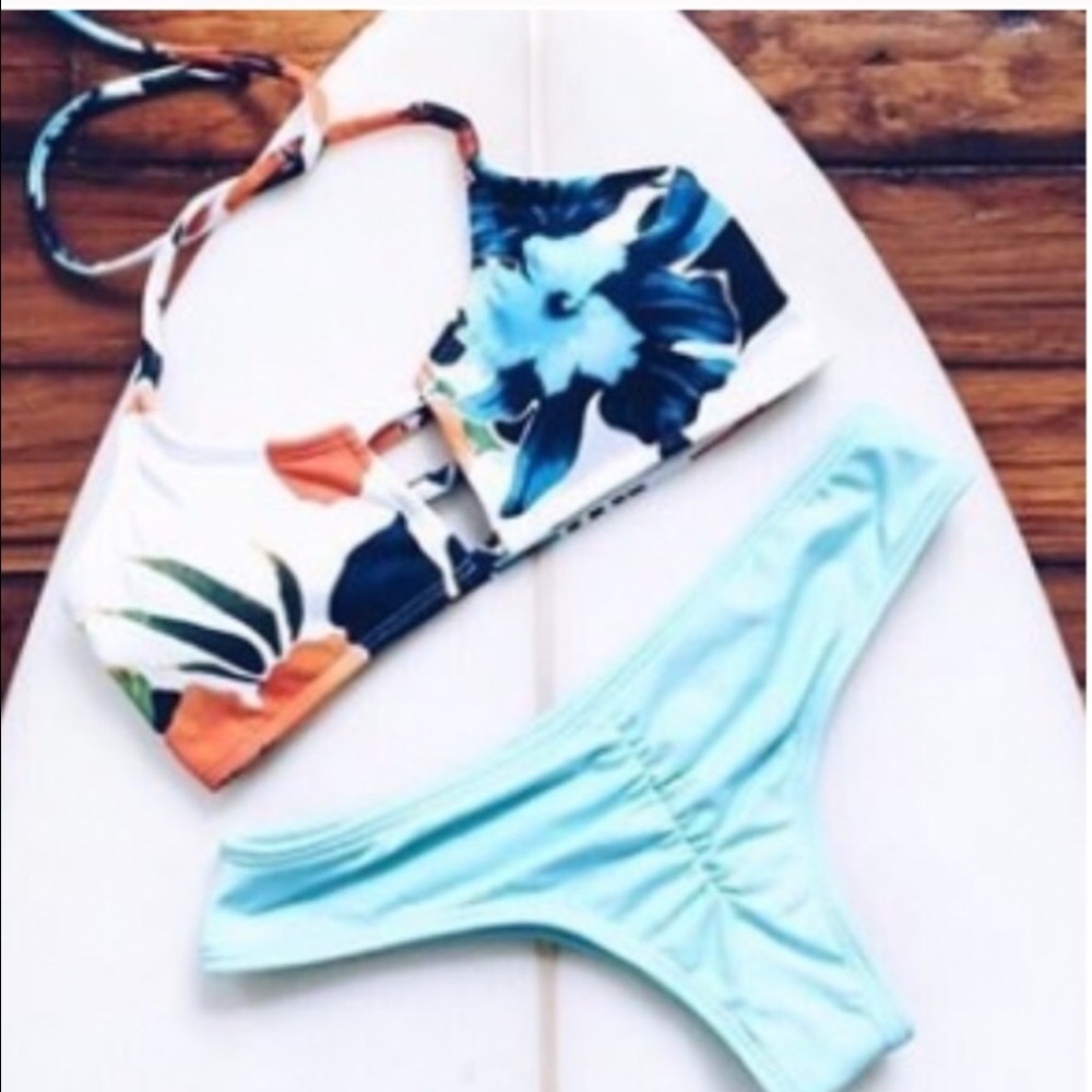 Floral bikini