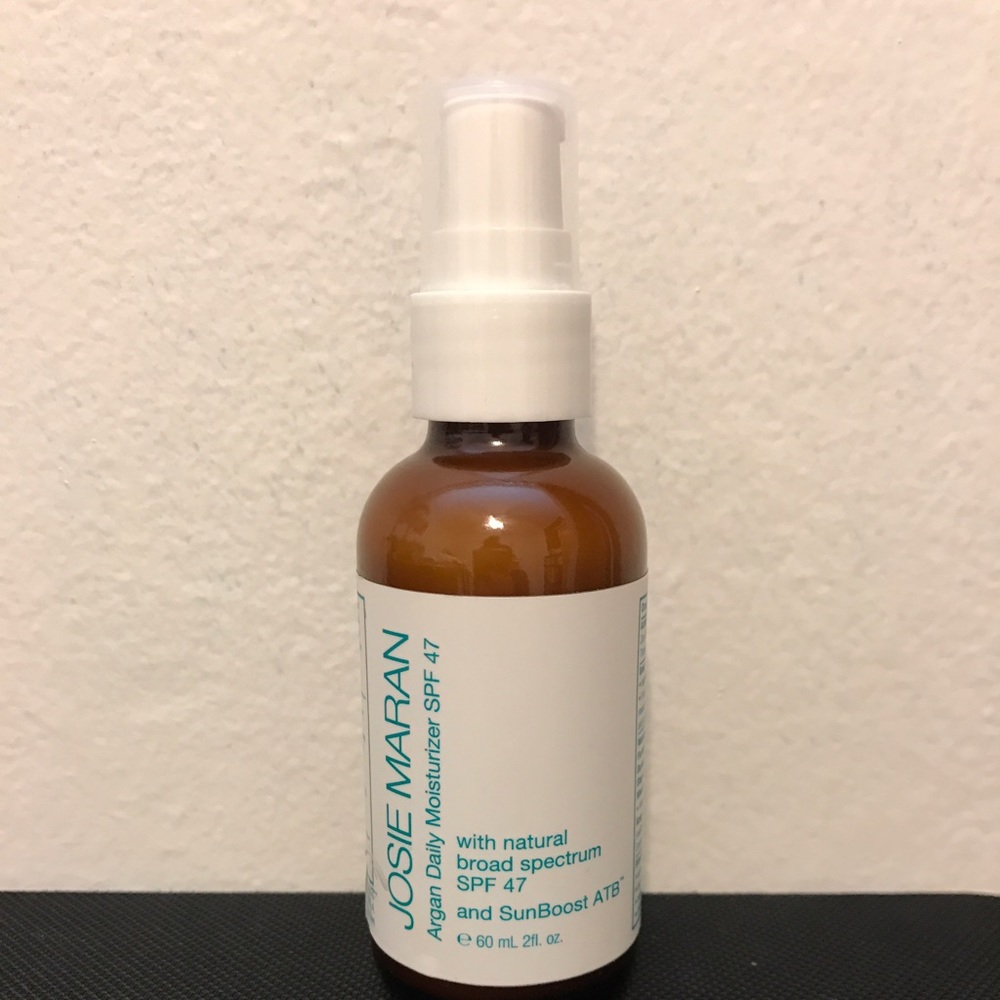 Josie Maran Argan Daily Moisturizer SPF 47