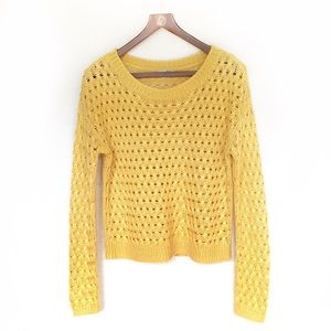 Gold Halogen sweater, size medium