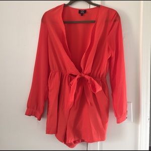 Low cut romper