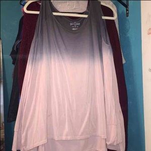 American eagle cold shoulder top