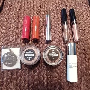 Bare Minerals sample lot