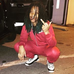 Meet your Posher, Tee