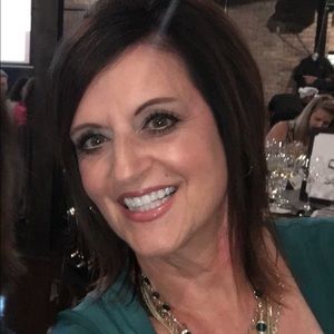 Meet your Posher, Nancy