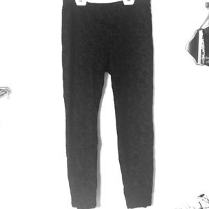 NEVER WORN Beautiful comfortable leggings