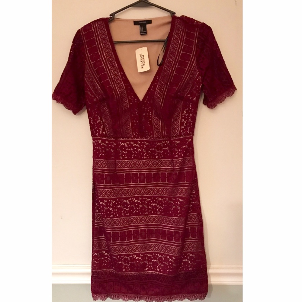 Red Lace Short-Sleeve Dress