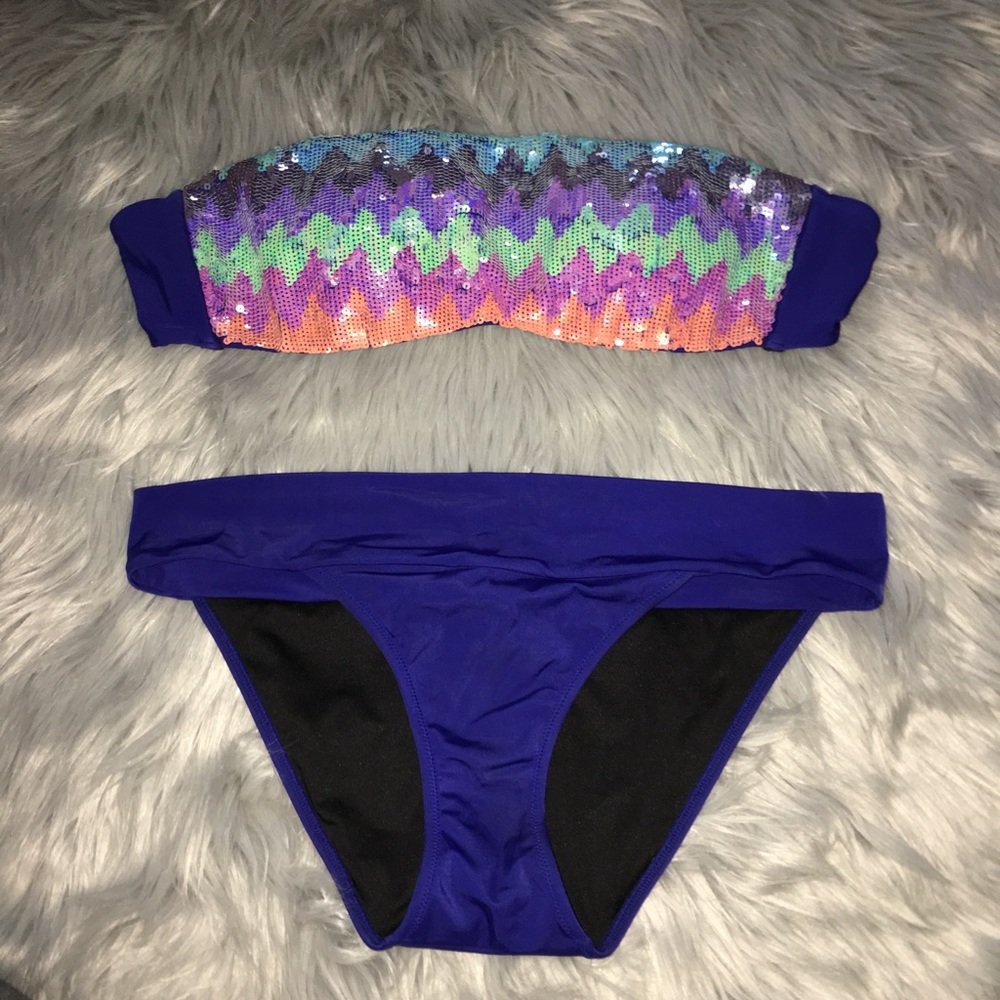 Victoria Secret bikini