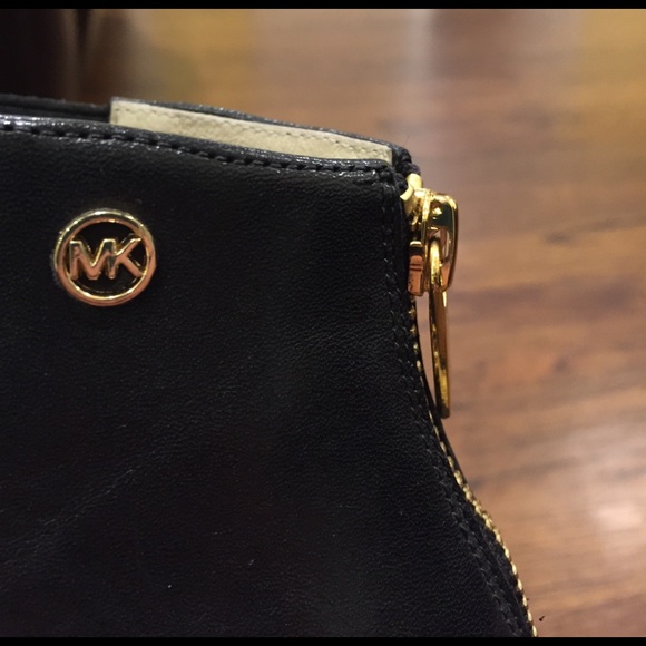 Michael Kors NWT high heel shoes! Never worn! - Picture 7 of 8