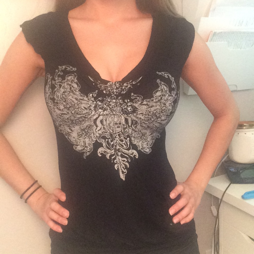 White Design Black Cap Sleeve Tee