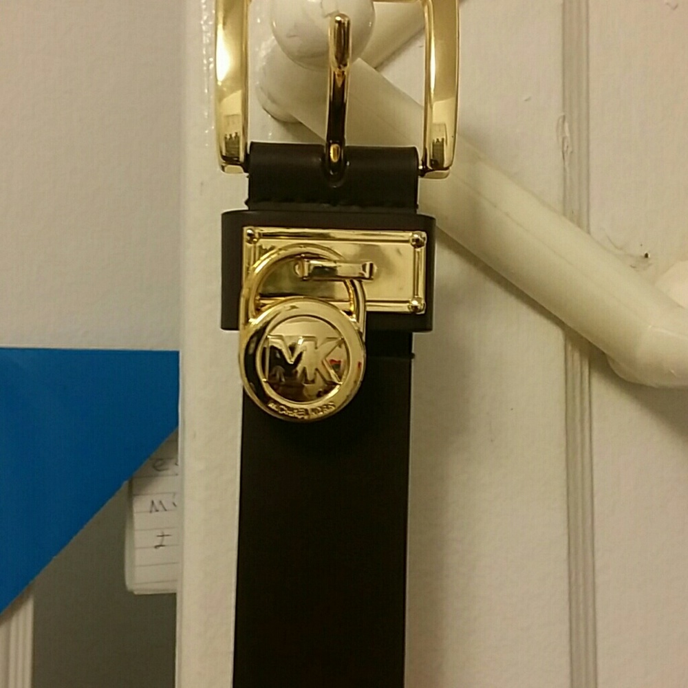 Michaelkors belt like new