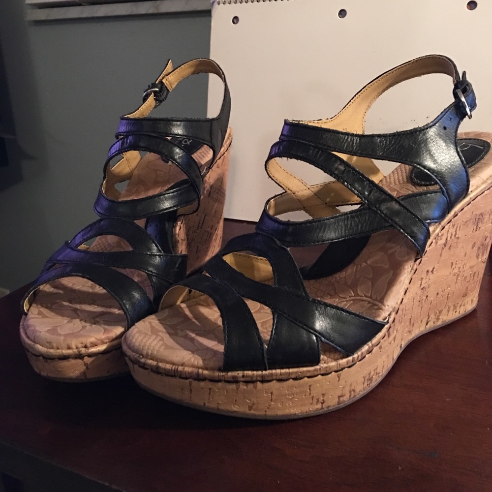 Born BOC Black Wedge Sandals