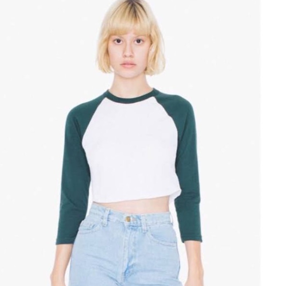 Baseball tee