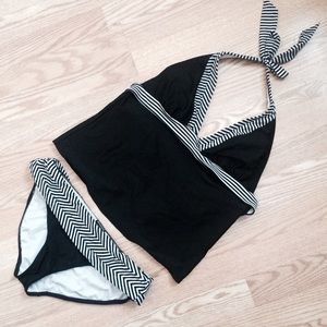 Stripped Bathing Suit Set👙🌴