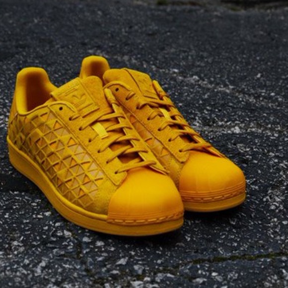 Adidas Shoes - Adidas Superstar