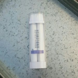 Dual intensive acne treatment