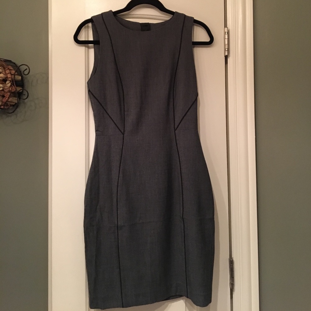 New without tags  H&M dress size 6