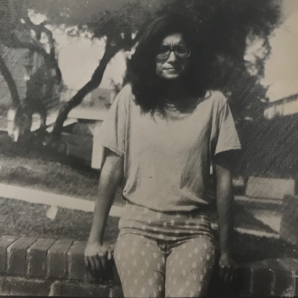 Meet your Posher, Carla - Picture 2 of 4