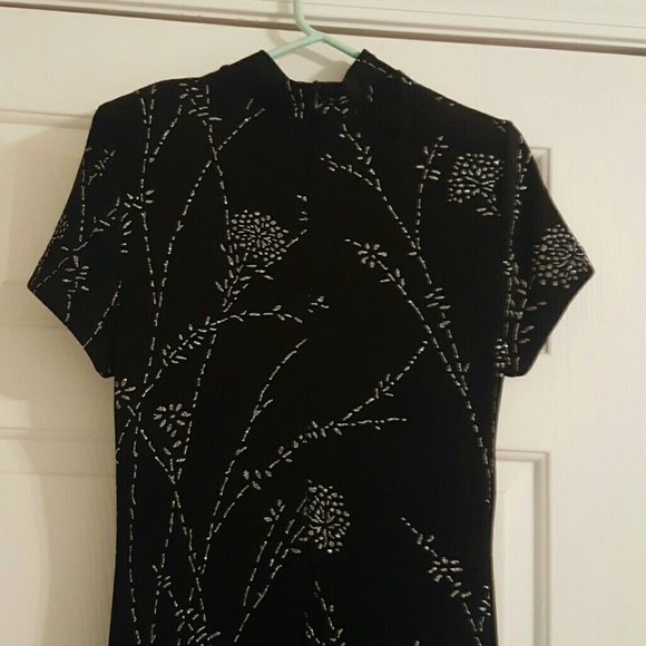 Full length dress - Picture 4 of 5