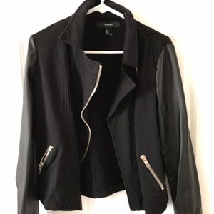 FOREVER 21 Black leather jacket