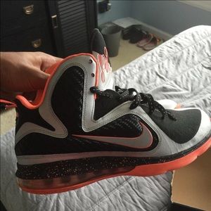 Lebron 9 Mango