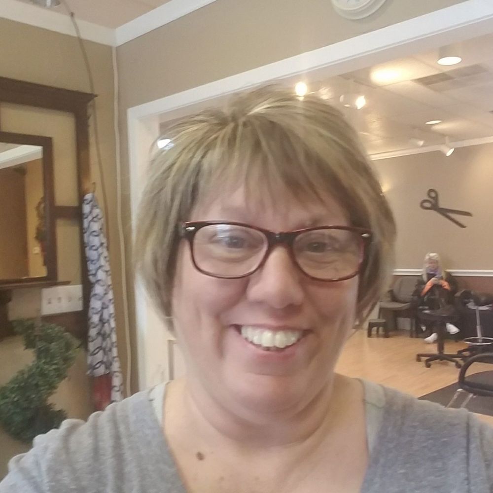 Meet your Posher, Ellen