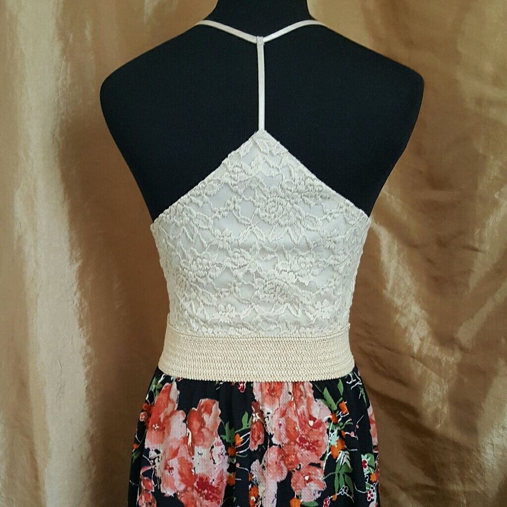 Vintage Lace & Floral Sundress - Picture 3 of 6